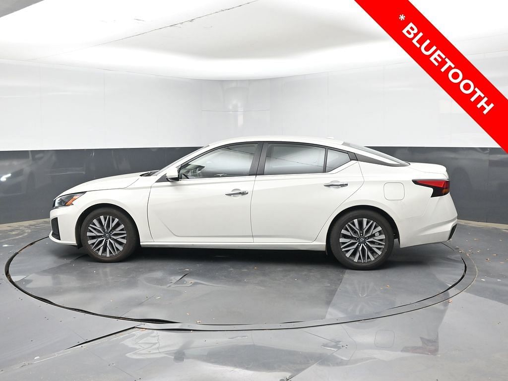 Used 2023 Nissan Altima SV with VIN 1N4BL4DV3PN343420 for sale in Daphne, AL