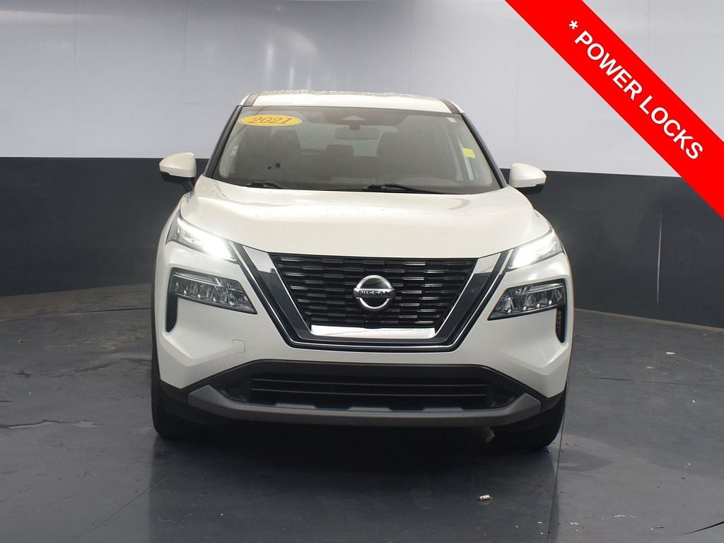 Used 2021 Nissan Rogue SV with VIN 5N1AT3BA8MC693077 for sale in Daphne, AL