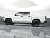 21 thumbnail image of  2022 Nissan Frontier S