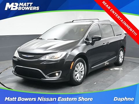 1 image of 2018 Chrysler Pacifica Touring L Plus