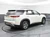 5 thumbnail image of  2022 Nissan Pathfinder SL