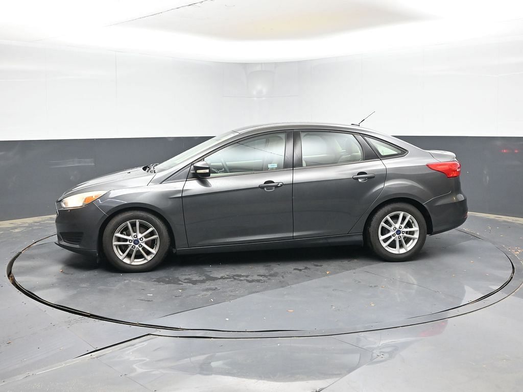 Used 2015 Ford Focus SE with VIN 1FADP3F20FL227788 for sale in Daphne, AL