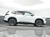 19 thumbnail image of  2025 Nissan Rogue SV