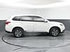 6 thumbnail image of  2019 Mitsubishi Outlander SE