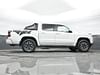 30 thumbnail image of  2024 Nissan Frontier SL