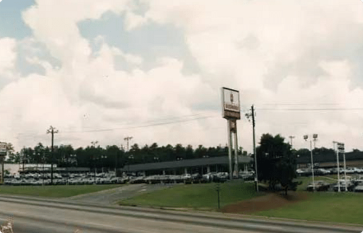 Photo of the original Ed Voyles dealership