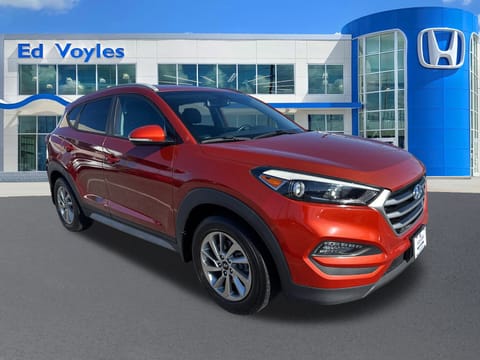 1 image of 2017 Hyundai Tucson SE Plus