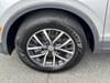 11 thumbnail image of  2020 Volkswagen Tiguan SE