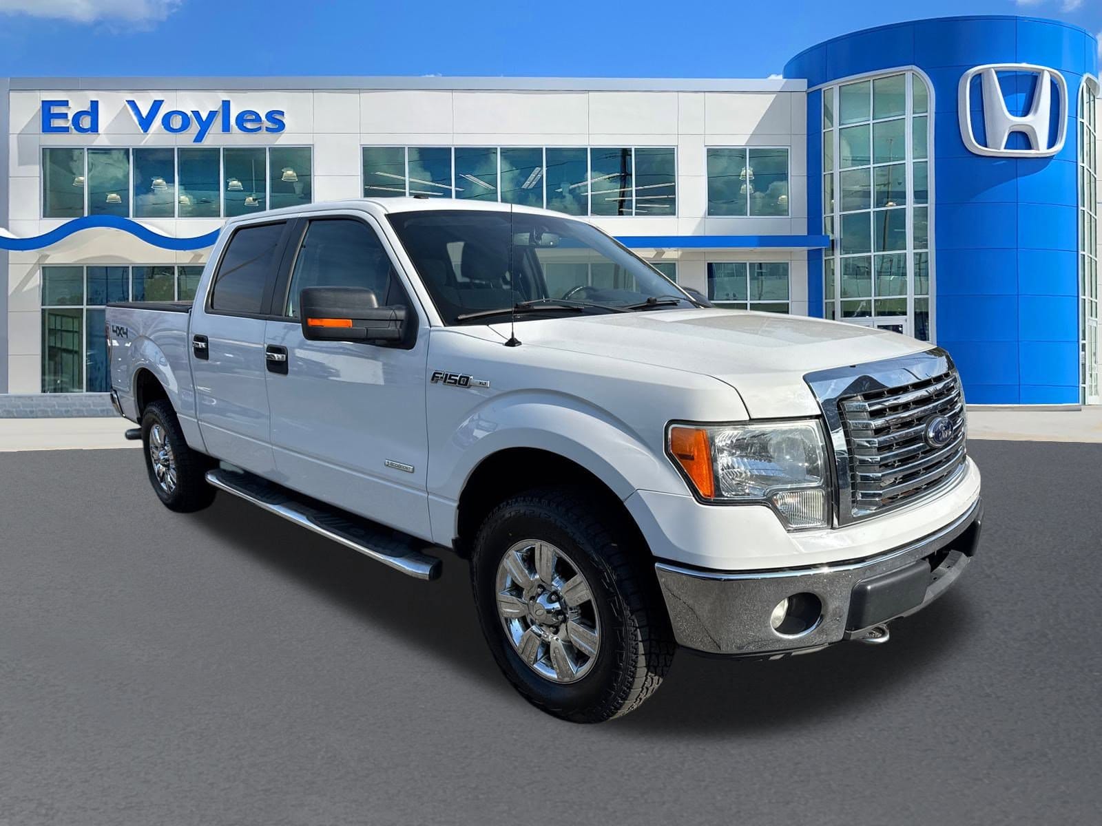 2012 Ford F-150 XLT's photo
