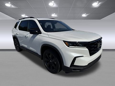 1 image of 2025 Honda Pilot Touring