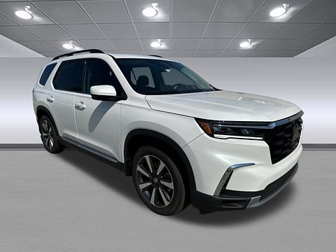 1 image of 2025 Honda Pilot Touring