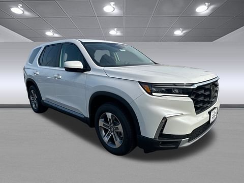 1 image of 2025 Honda Pilot EX-L