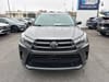 2 thumbnail image of  2019 Toyota Highlander SE