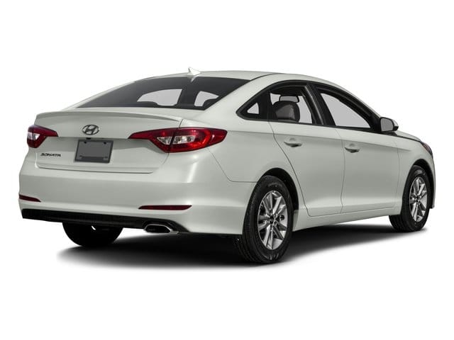 3 thumbnail image of  2016 Hyundai Sonata 2.4L SE