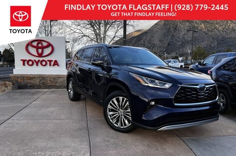 1 image of 2020 Toyota Highlander Hybrid Platinum