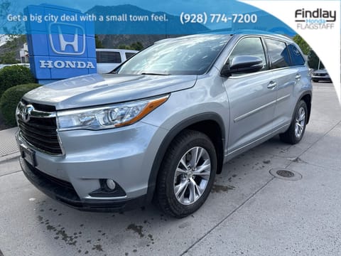 1 image of 2015 Toyota Highlander XLE V6