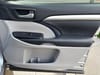 32 thumbnail image of  2015 Toyota Highlander XLE V6