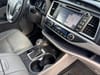 28 thumbnail image of  2015 Toyota Highlander XLE V6