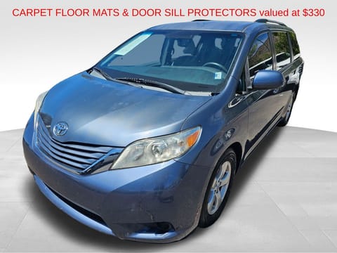 2015 Toyota Sienna LE