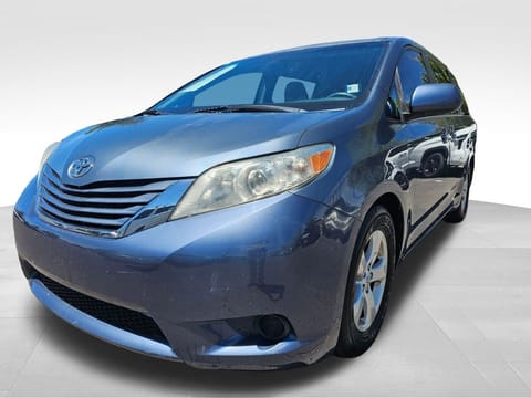2015 Toyota Sienna LE