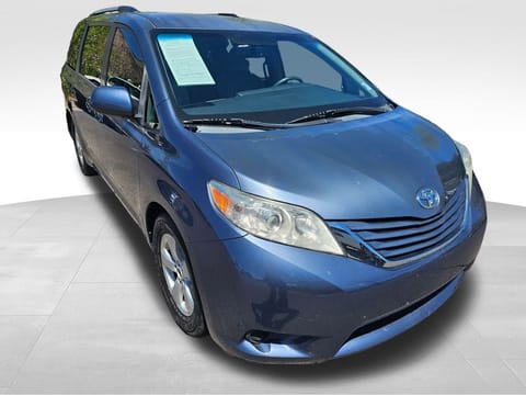 2015 Toyota Sienna LE