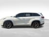 4 thumbnail image of  2017 Toyota Highlander LE