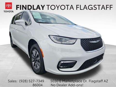 1 image of 2022 Chrysler Pacifica Hybrid Touring L
