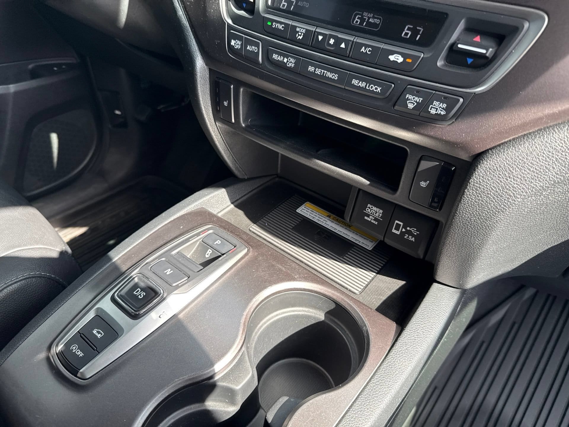 2022 Honda Pilot SE - Photo 28