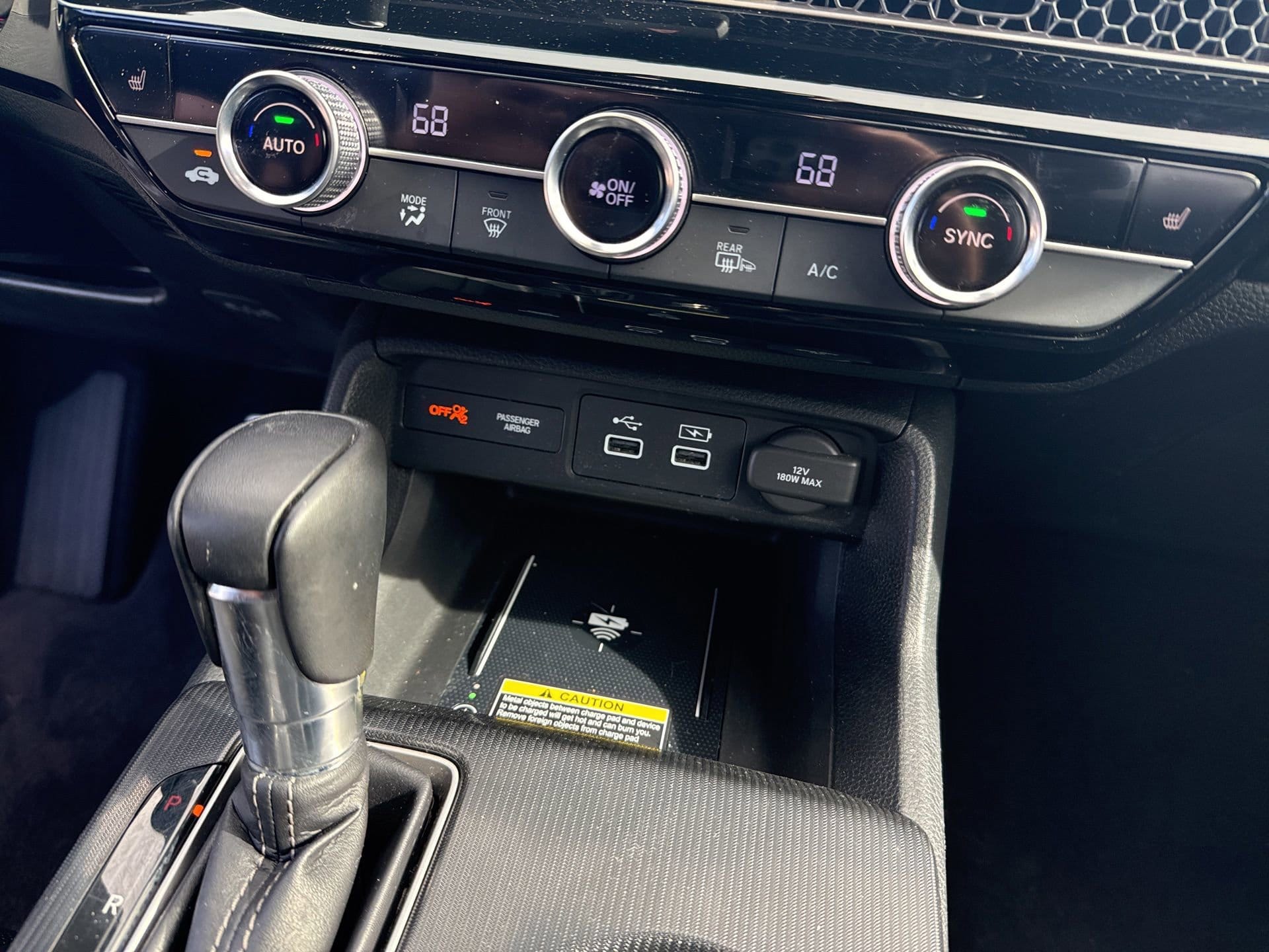 2023 Honda Civic Hatchback Sport Touring - Photo 10