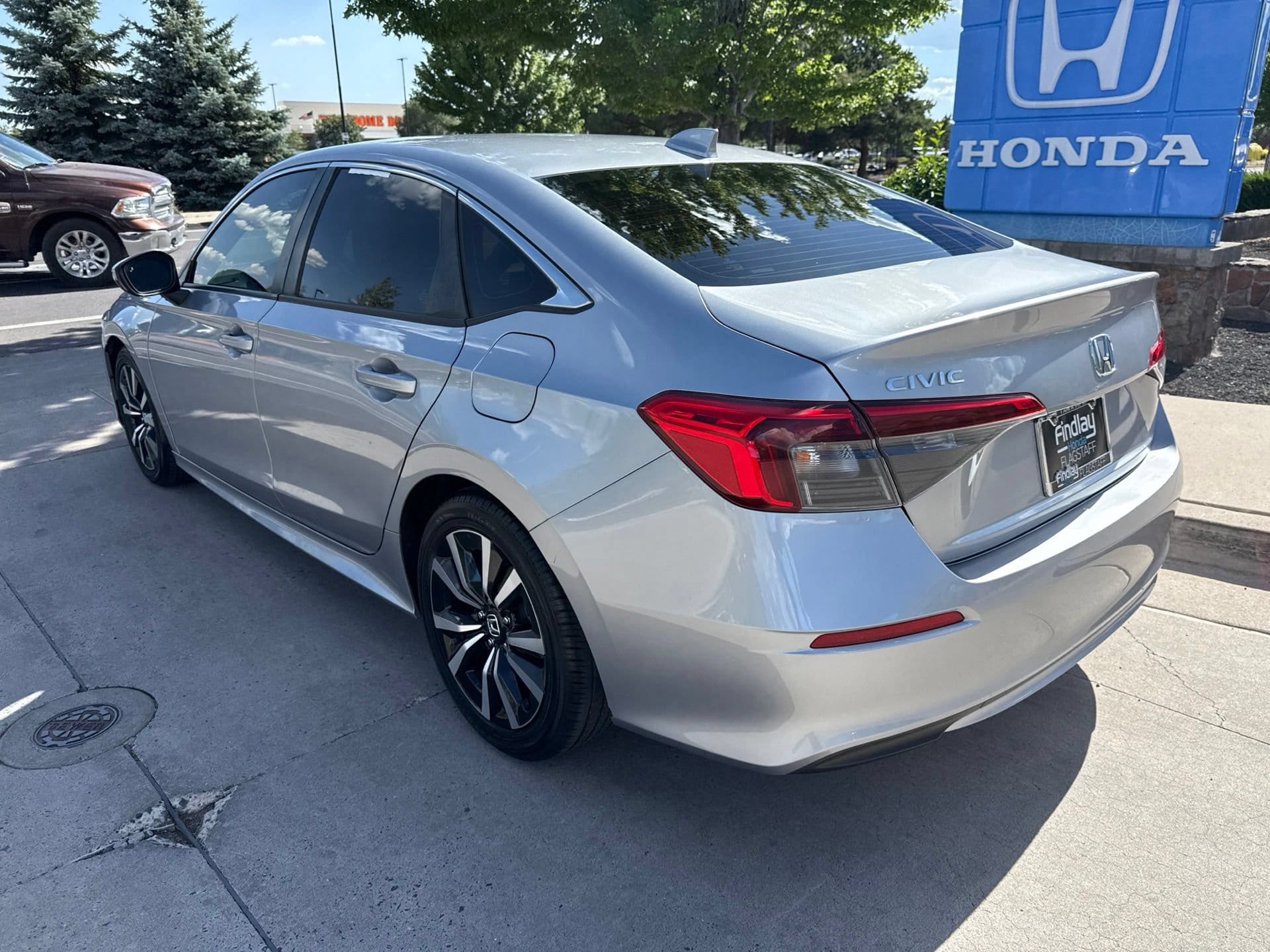 2023 Honda Civic EX - Photo 8
