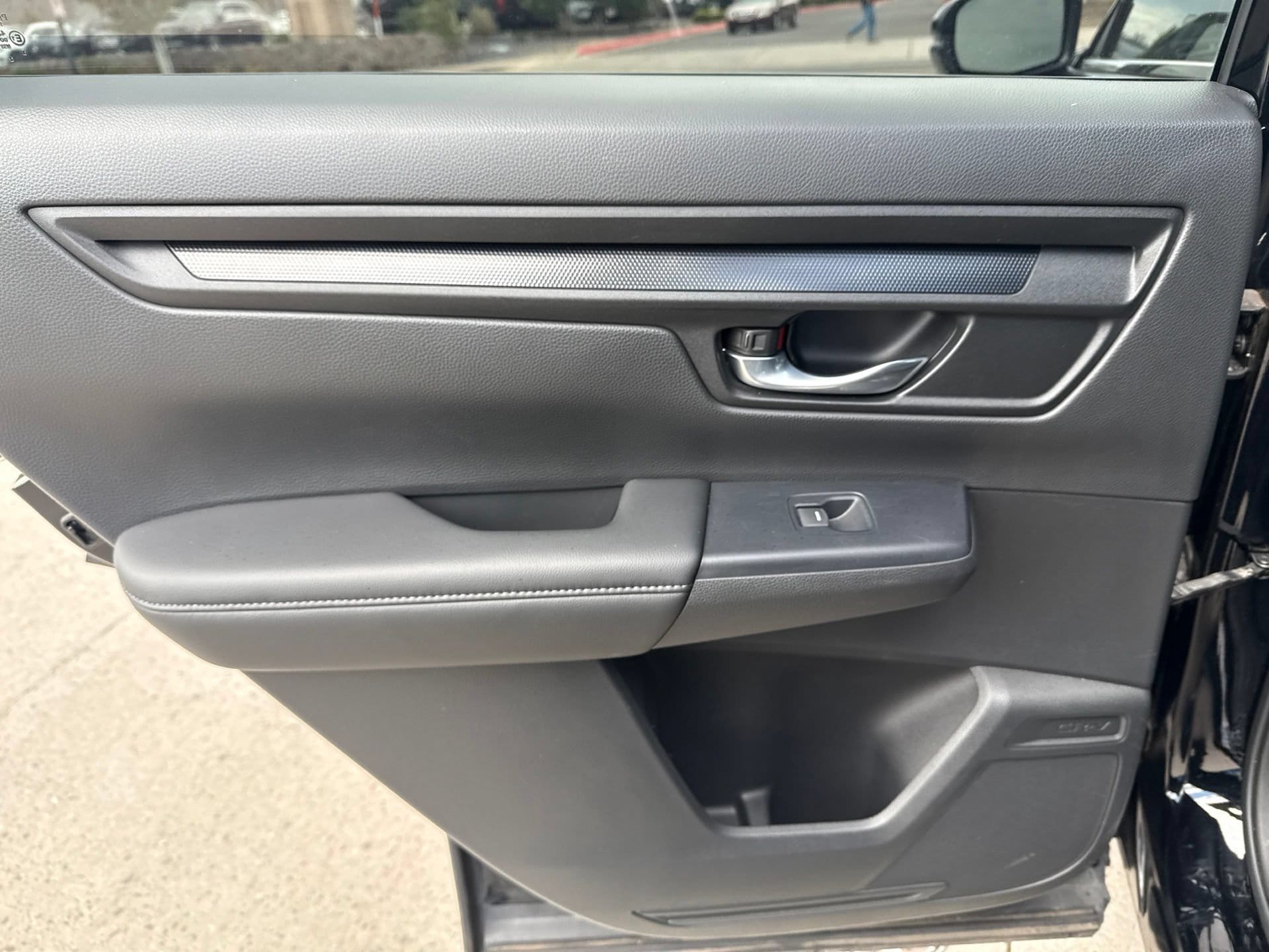 2023 Honda CR-V LX - Photo 25
