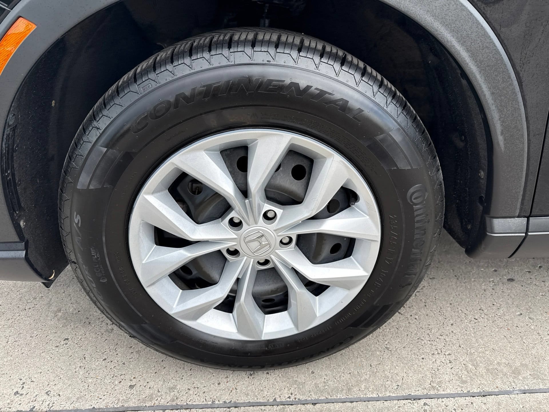 2023 Honda CR-V LX - Photo 10