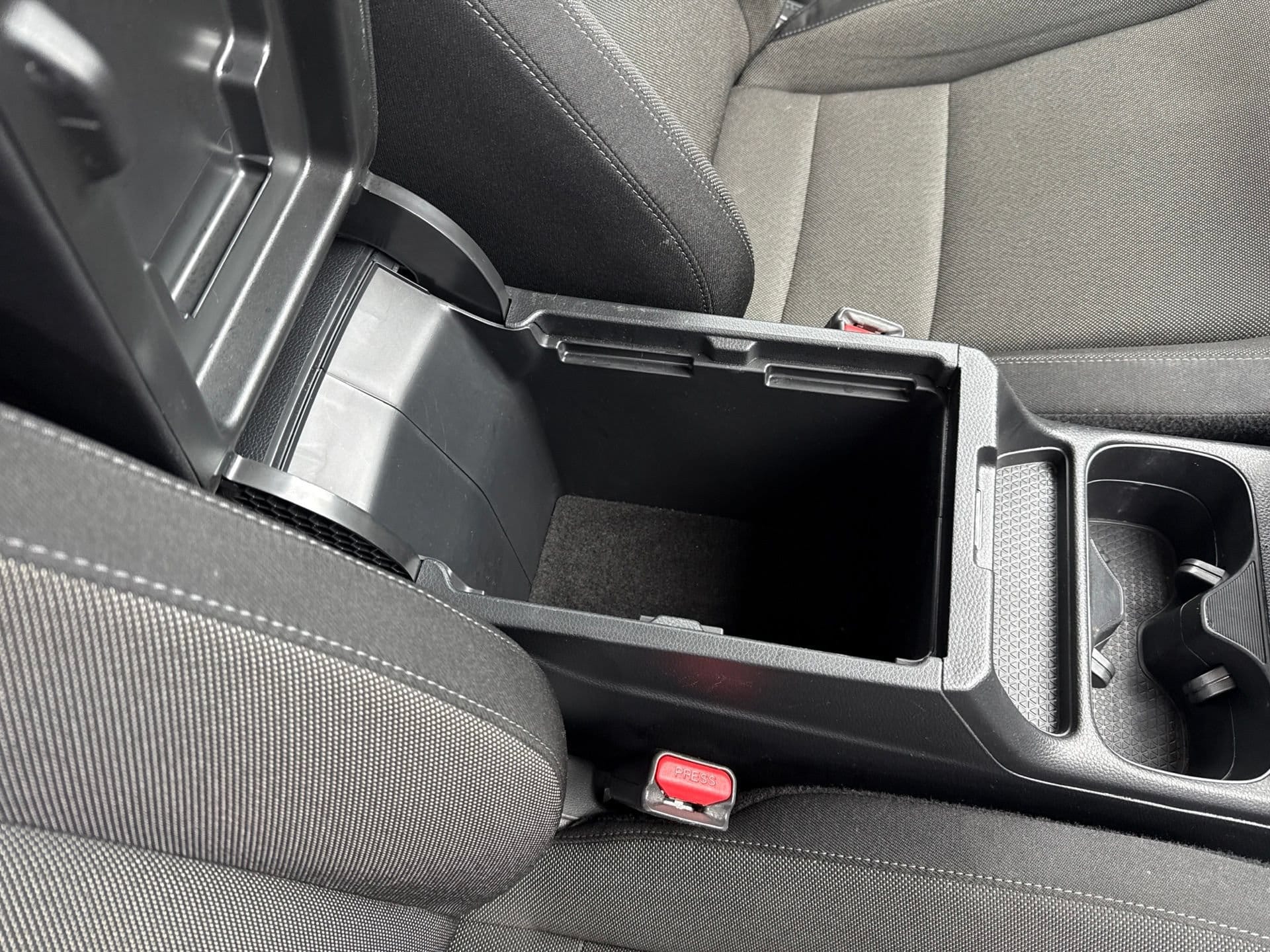 2023 Honda CR-V LX - Photo 30