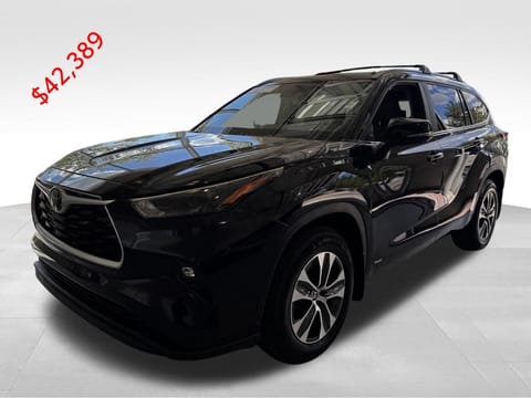 2023 Toyota Highlander Hybrid XLE