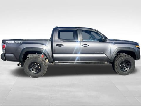 2023 Toyota Tacoma TRD Off-Road