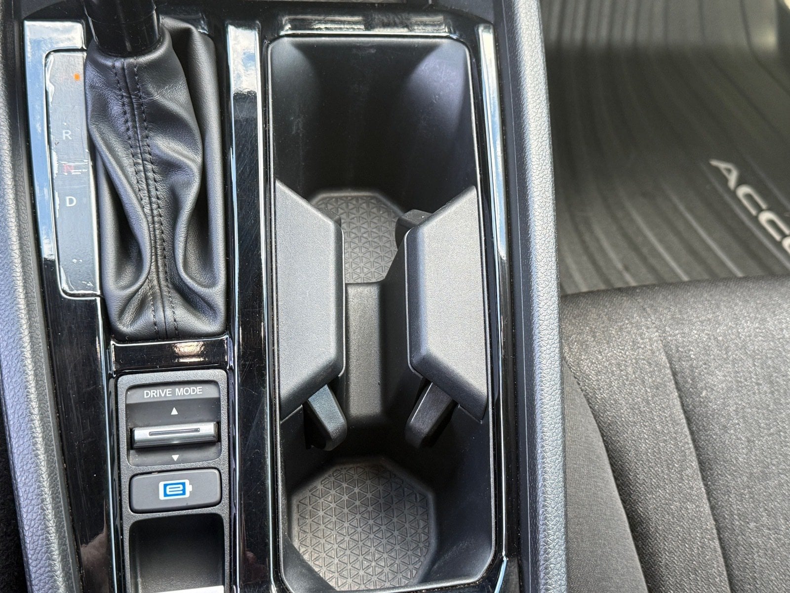 2024 Honda Accord Hybrid Sport - Photo 31