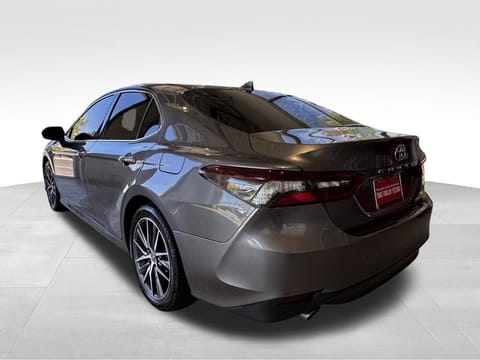 2024 Toyota Camry Hybrid XLE