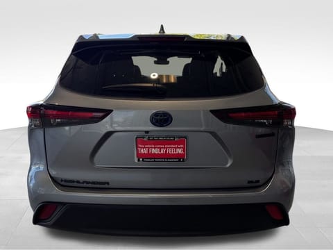 2024 Toyota Highlander Hybrid XLE