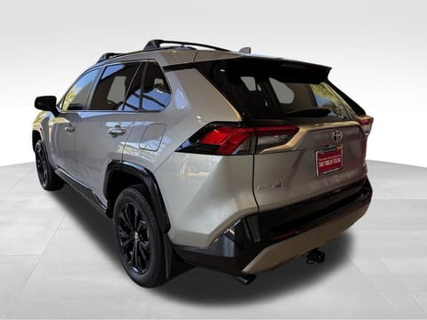 2024 Toyota RAV4 Hybrid SE