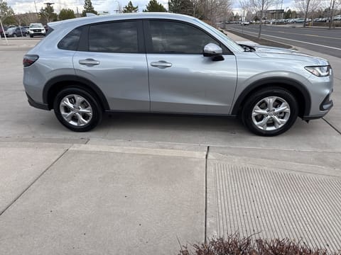 2025 Honda HR-V LX
