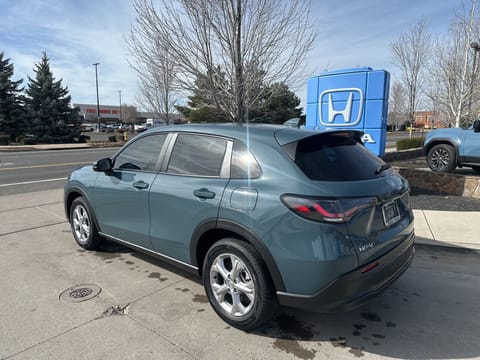 2025 Honda HR-V LX