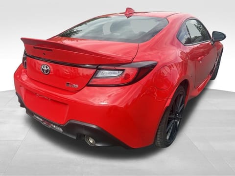 2025 Toyota GR86 Premium