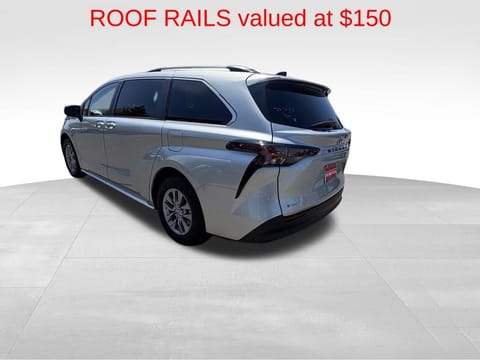 2025 Toyota Sienna XLE