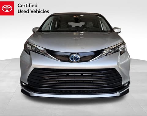 2025 Toyota Sienna XLE