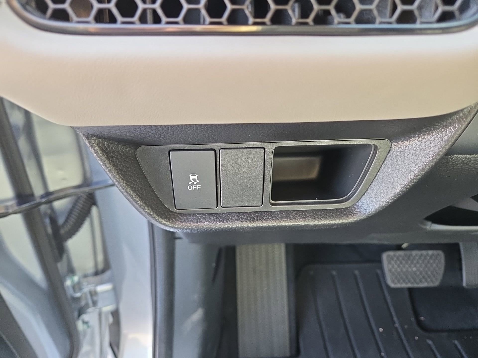 2026 Honda HR-V LX - Photo 12