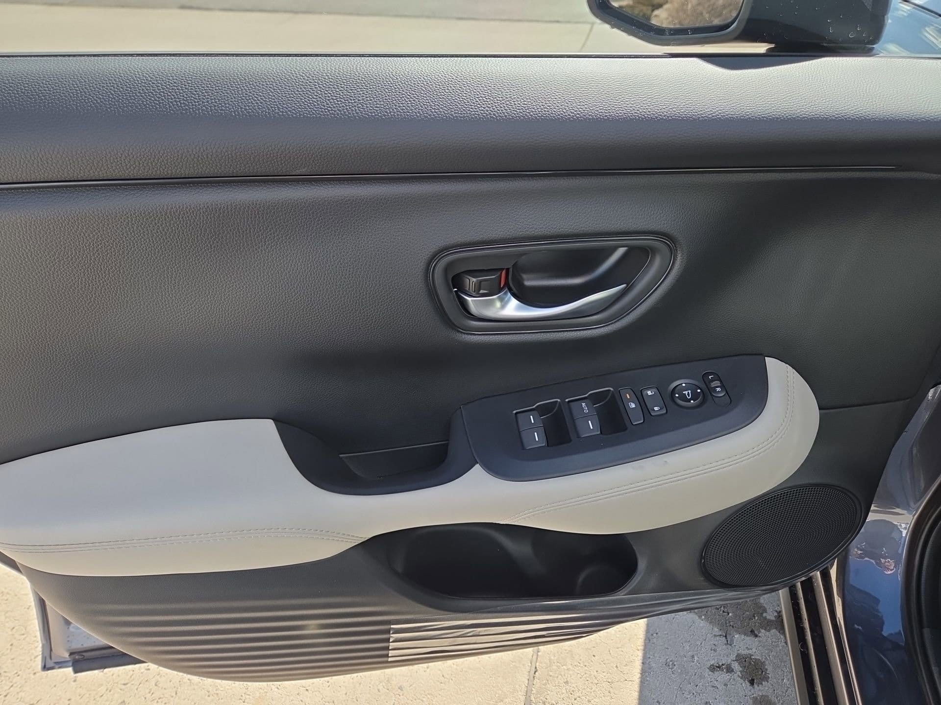 2026 Honda HR-V LX - Photo 11