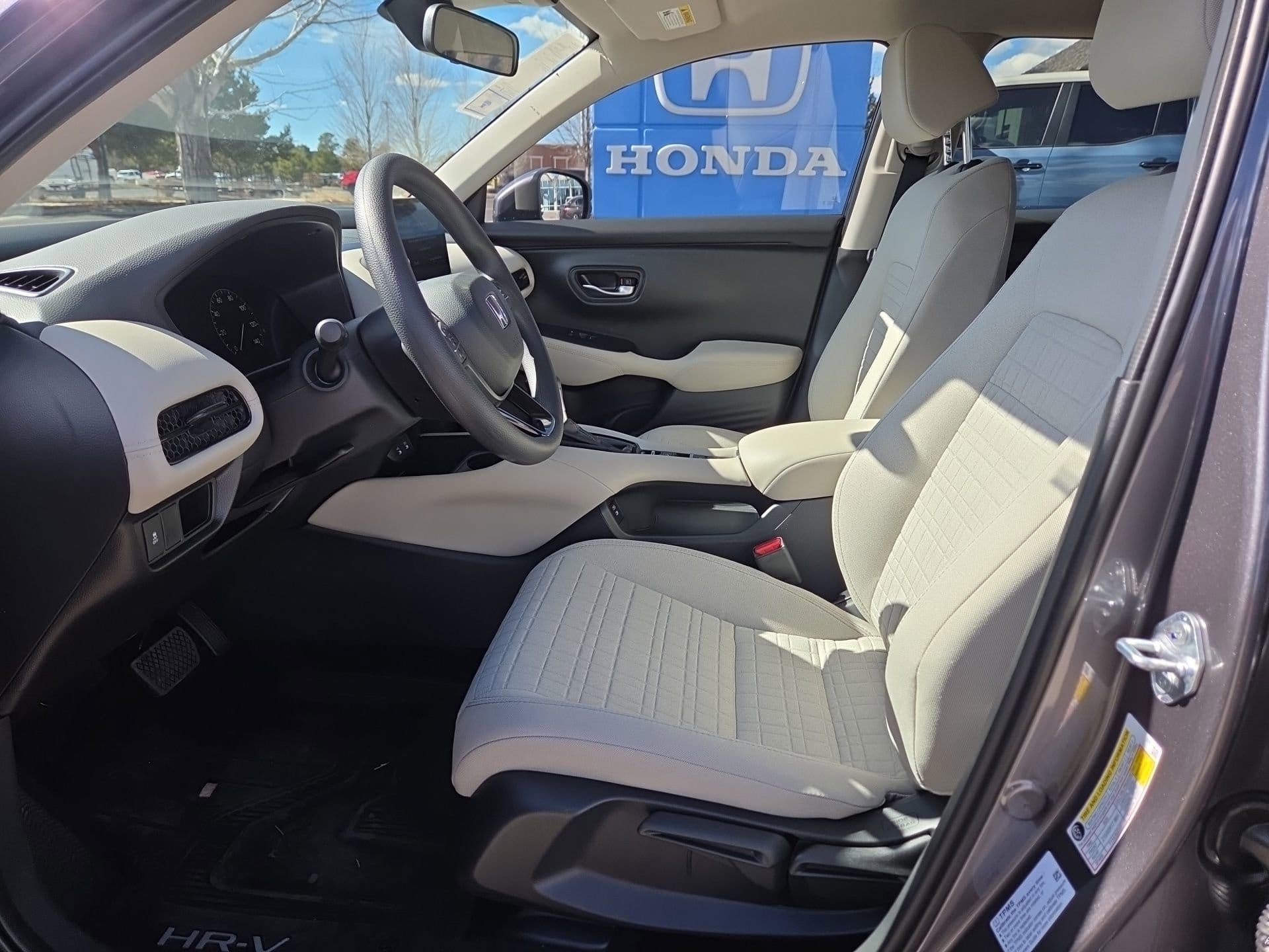 2026 Honda HR-V LX - Photo 10