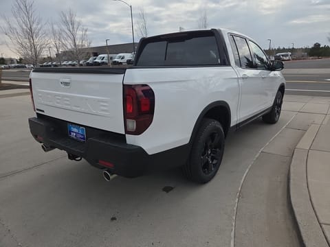 2026 Honda Ridgeline Black Edition AWD