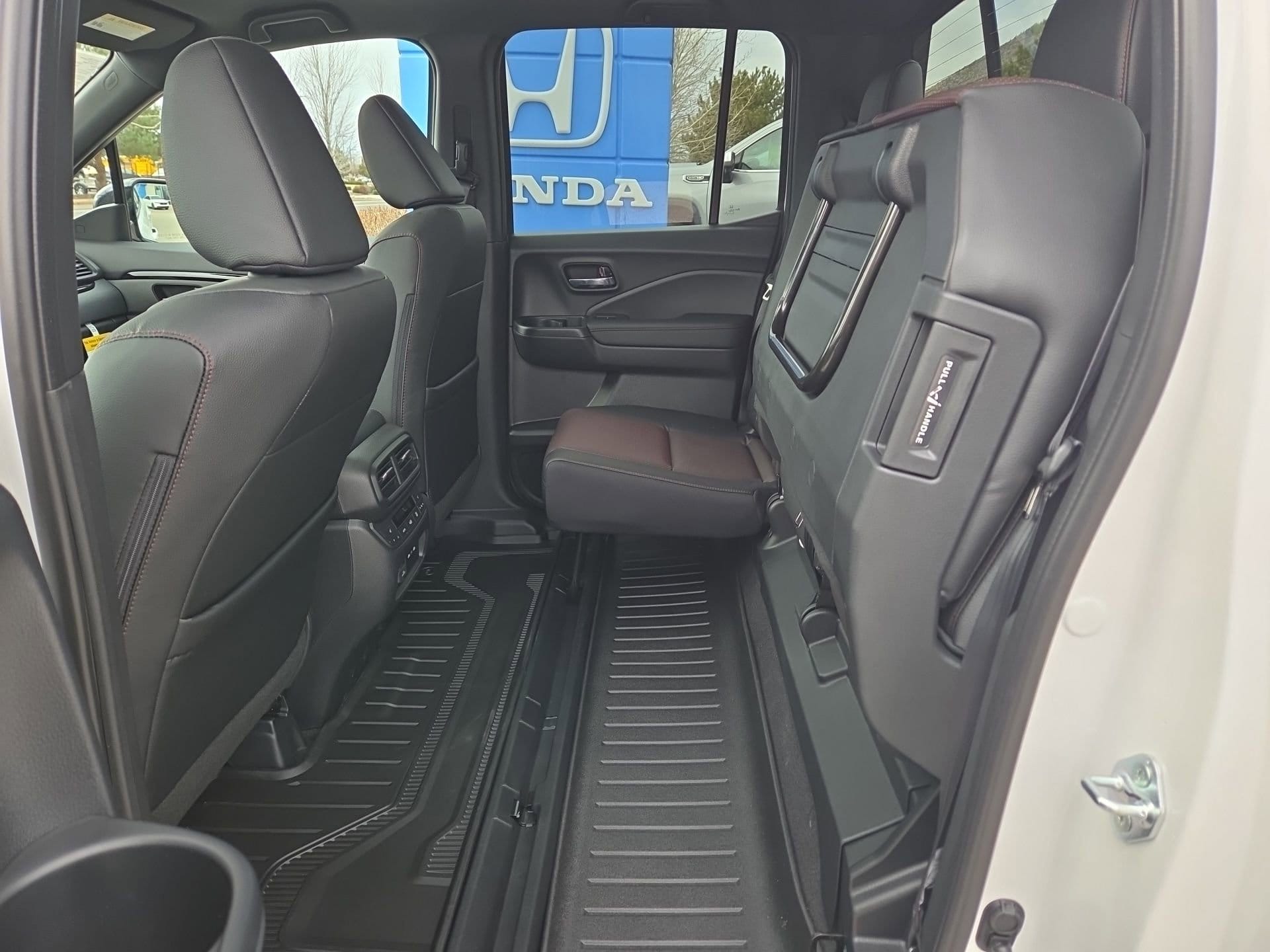 2026 Honda Ridgeline Black Edition - Photo 38