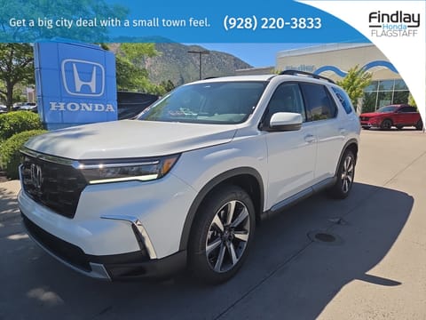 1 image of 2025 Honda Pilot Touring AWD